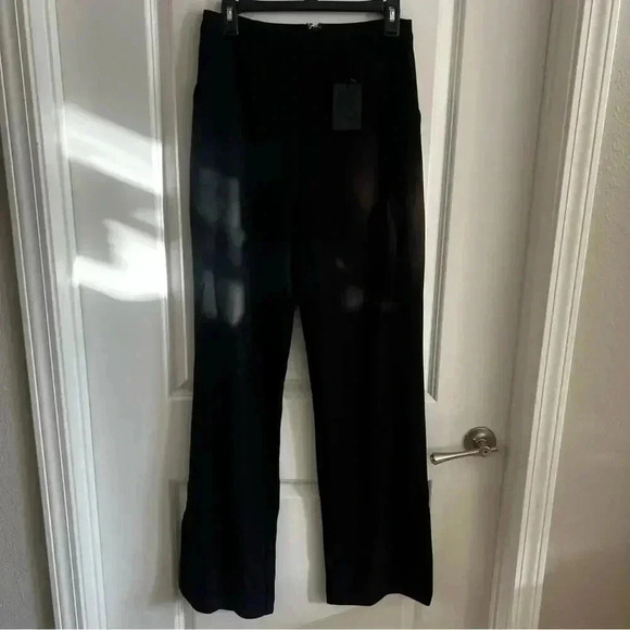 298 NWT NBD Black Pull On Trouser With Ankle Slits Size Medium - Picture 1 of 7
